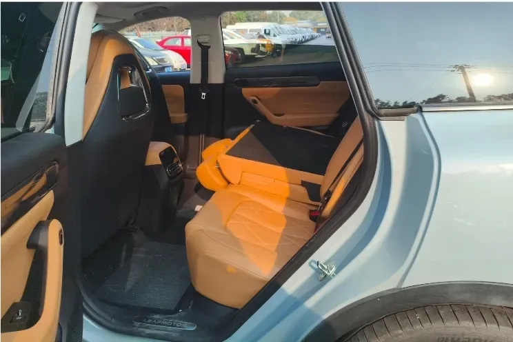 2024 Leapmotor C11 1.5L 95HP L4 REEV 43.74KWH,autocango,china used car exporter,china ev exporter,chinese used car exporter,chinese used ev exporter