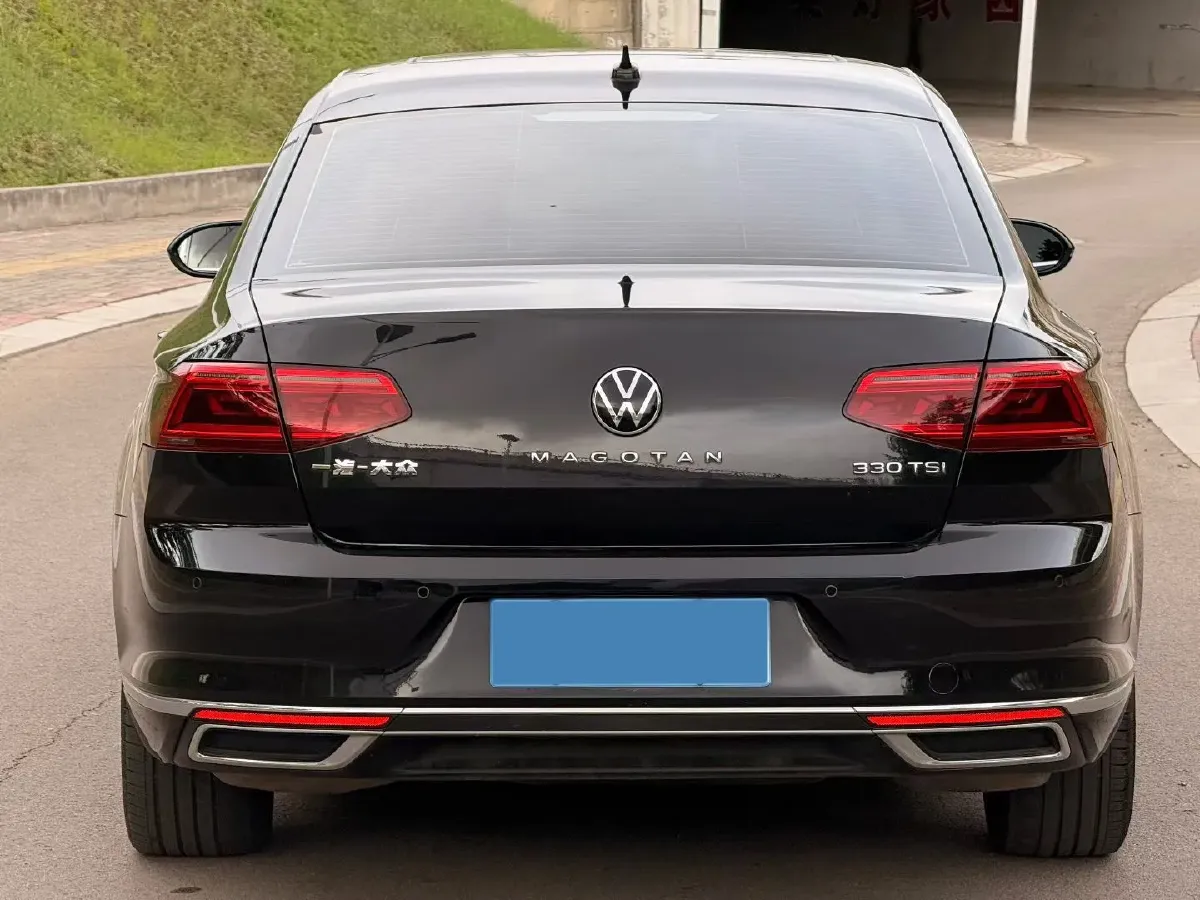 2020 Volkswagen Magotan 2.0T 186HP L4 7DCT,autocango,china used car exporter,china ev exporter,chinese used car exporter,chinese used ev exporter