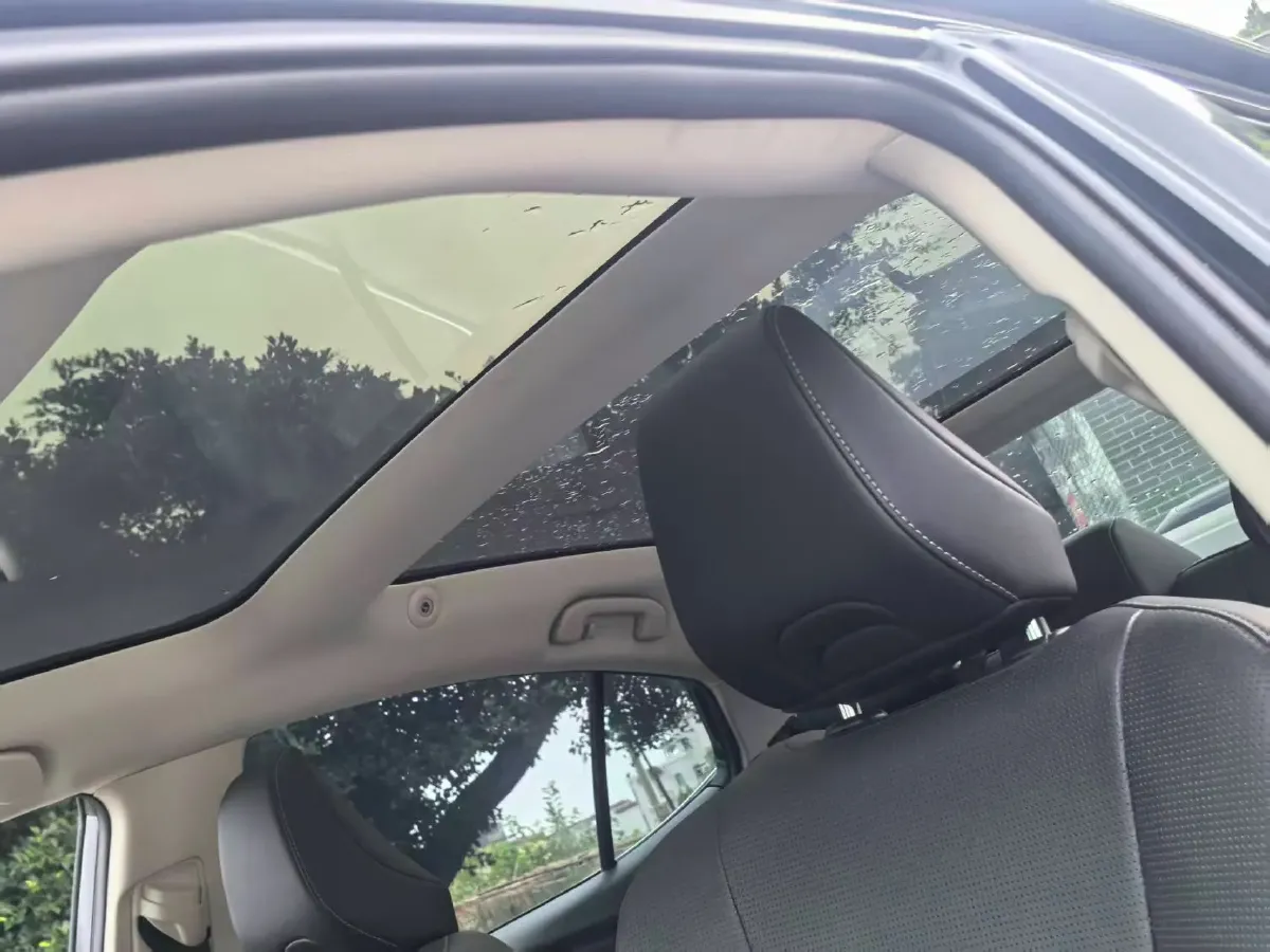 2024 Toyota Camry 2.0L 152HP L4 E-CVT Hybrid,autocango,china used car exporter,china ev exporter,chinese used car exporter,chinese used ev exporter