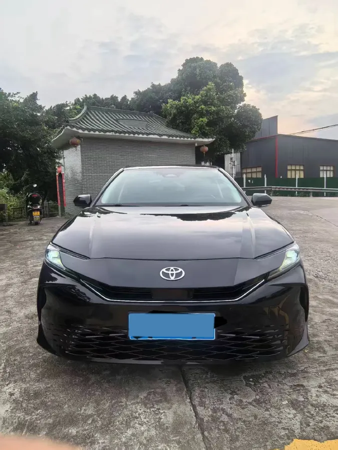 2024 Toyota Camry 2.0L 152HP L4 E-CVT Hybrid,autocango,china used car exporter,china ev exporter,chinese used car exporter,chinese used ev exporter