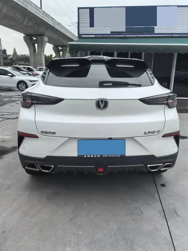 2020 ChangAn UNI-T 1.5T 180HP L4 7DCT,autocango,china used car exporter,china ev exporter,chinese used car exporter,chinese used ev exporter