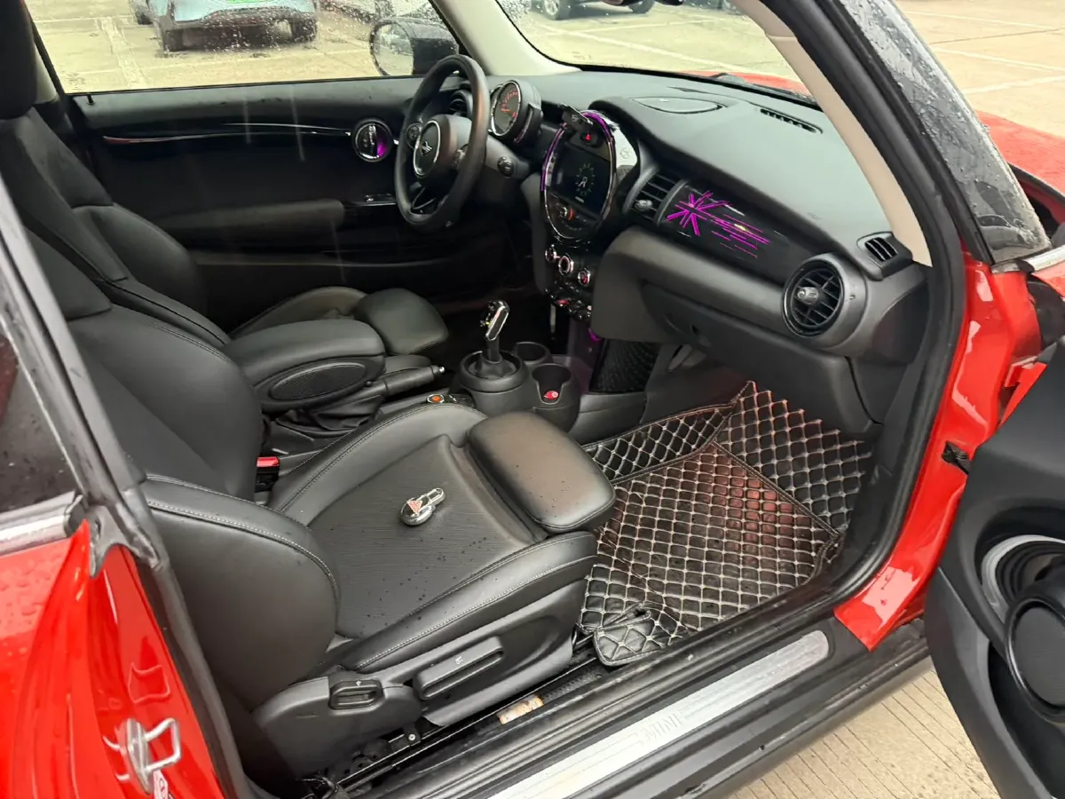 2021 MINI MINI 1.5T 136HP L3 7DCT,autocango,china used car exporter,china ev exporter,chinese used car exporter,chinese used ev exporter