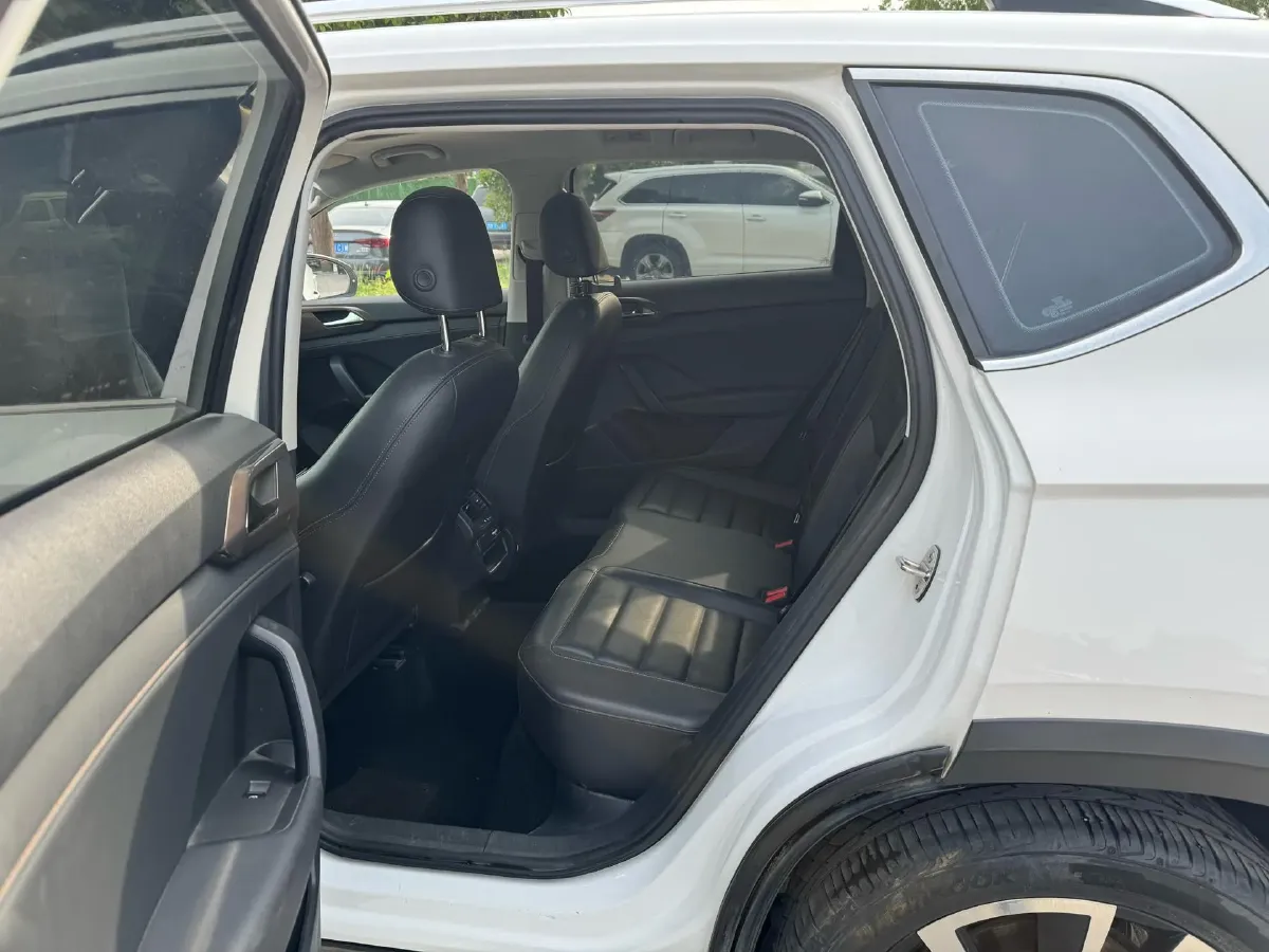 2021 Volkswagen Tharu 1.4T 150HP L4 7DCT,autocango,china used car exporter,china ev exporter,chinese used car exporter,chinese used ev exporter