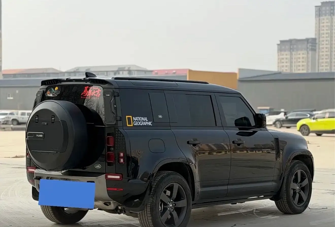 2024 Land Rover Defender 3.0T 400HP L6 8AT,autocango,china used car exporter,china ev exporter,chinese used car exporter,chinese used ev exporter