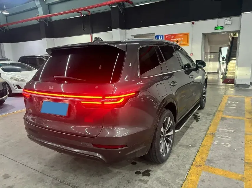 2020 Li ONE Range Extended 131HP REEV 40.5KWH,autocango,china used car exporter,china ev exporter,chinese used car exporter,chinese used ev exporter