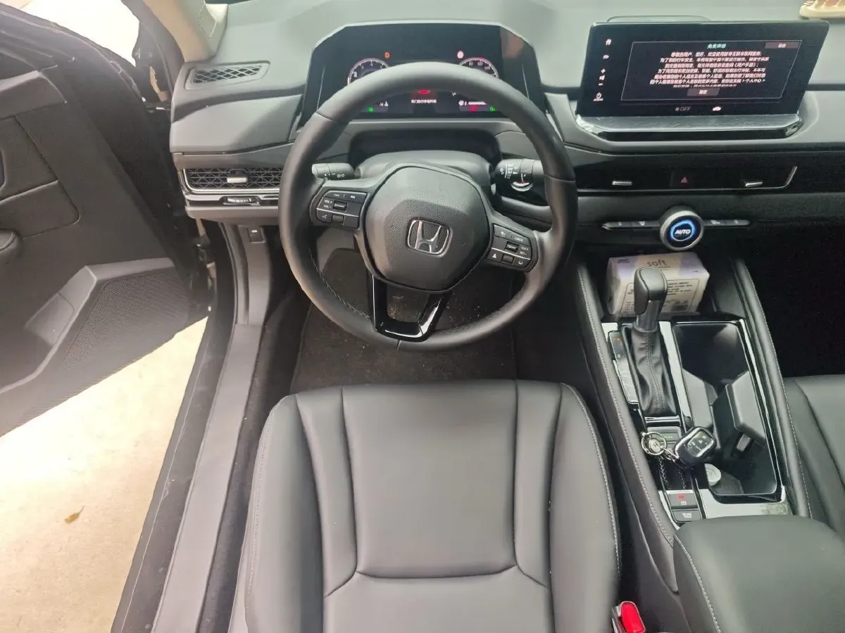2025 Honda Inspire 1.5T 192HP L4 CVT,autocango,china used car exporter,china ev exporter,chinese used car exporter,chinese used ev exporter