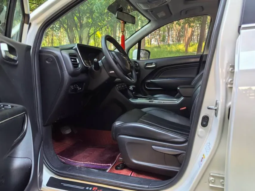 2021 GAC Trumpchi GS3 1.5T 169HP L4 6AT,autocango,china used car exporter,china ev exporter,chinese used car exporter,chinese used ev exporter