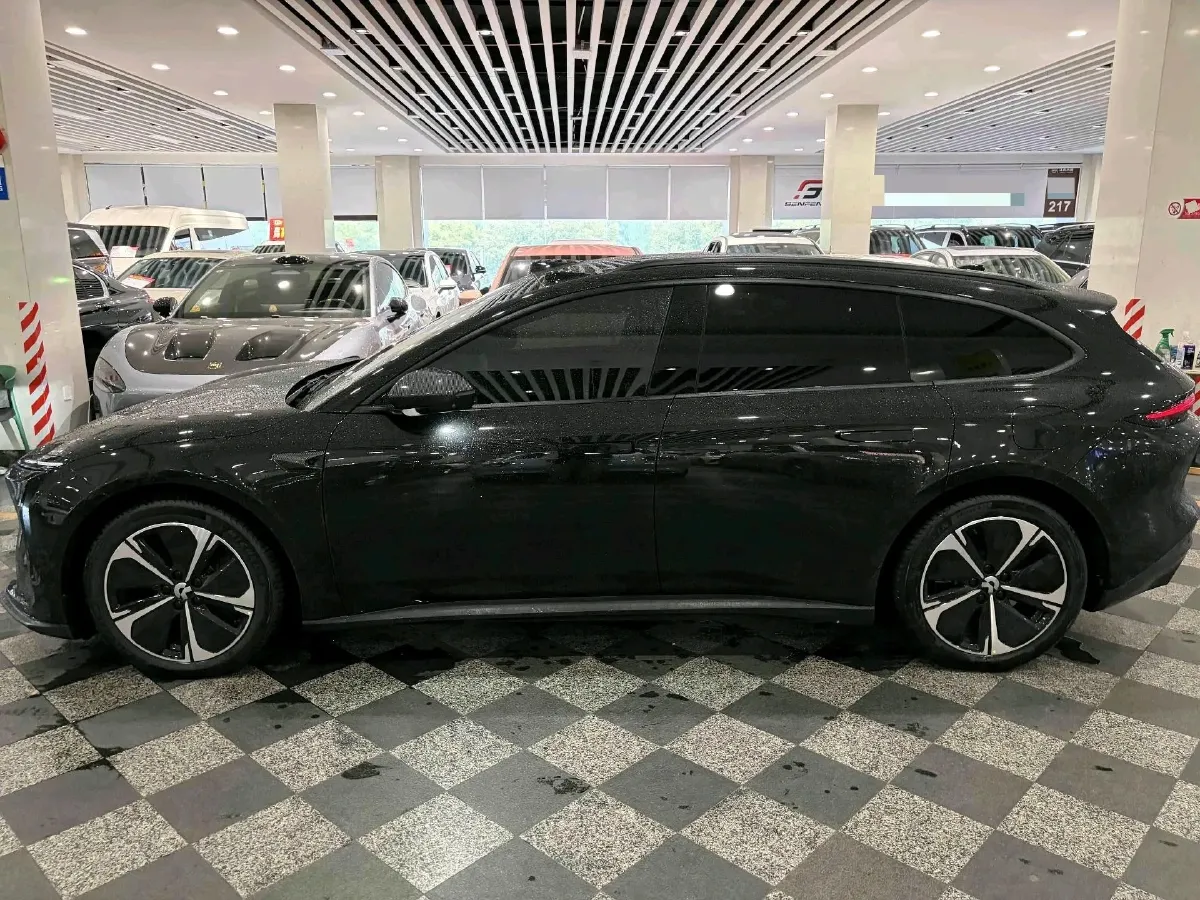 2024 NIO ET5T BEV 75KWH,autocango,china used car exporter,china ev exporter,chinese used car exporter,chinese used ev exporter