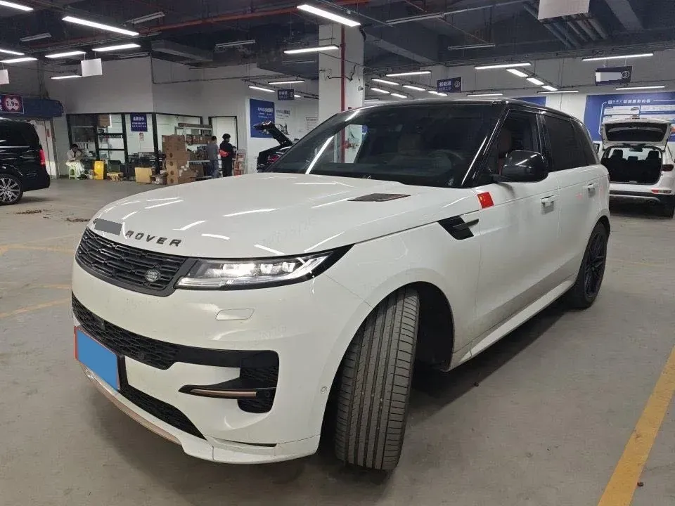 2024 Land Rover Range Rover Sport 3.0T 400HP L6 8AT,autocango,china used car exporter,china ev exporter,chinese used car exporter,chinese used ev exporter