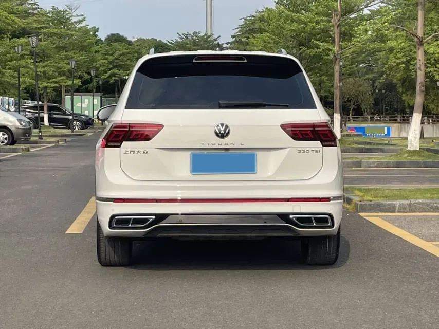 2024 Volkswagen Tiguan L 2.0T 186HP L4 7DCT,autocango,china used car exporter,china ev exporter,chinese used car exporter,chinese used ev exporter