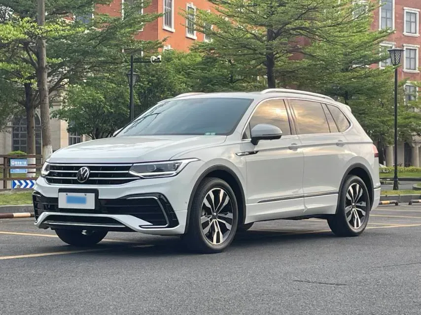 2024 Volkswagen Tiguan L 2.0T 186HP L4 7DCT,autocango,china used car exporter,china ev exporter,chinese used car exporter,chinese used ev exporter