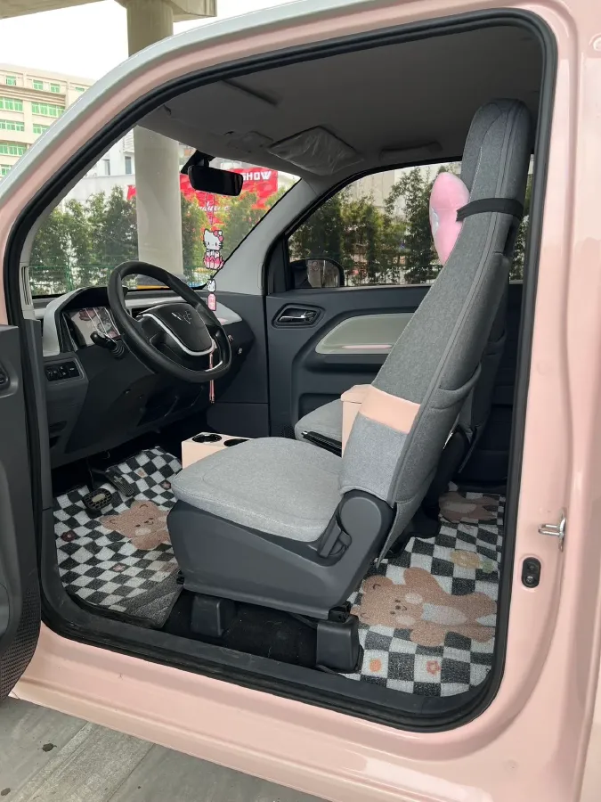 2022 WuLing HongGuang MINI EV BEV 9KWH,autocango,china used car exporter,china ev exporter,chinese used car exporter,chinese used ev exporter