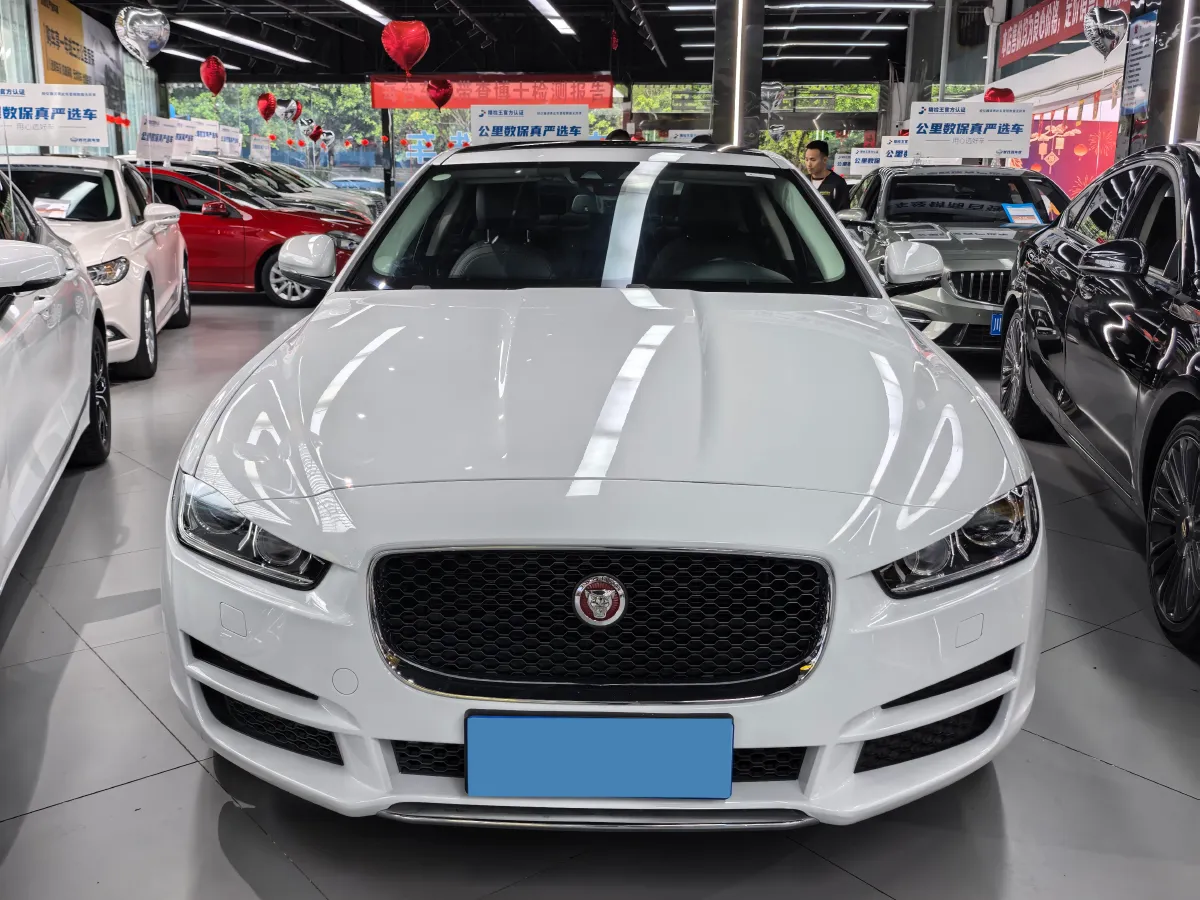 2018 Jaguar XEL 2.0T 200HP L4 8AT,autocango,china used car exporter,china ev exporter,chinese used car exporter,chinese used ev exporter