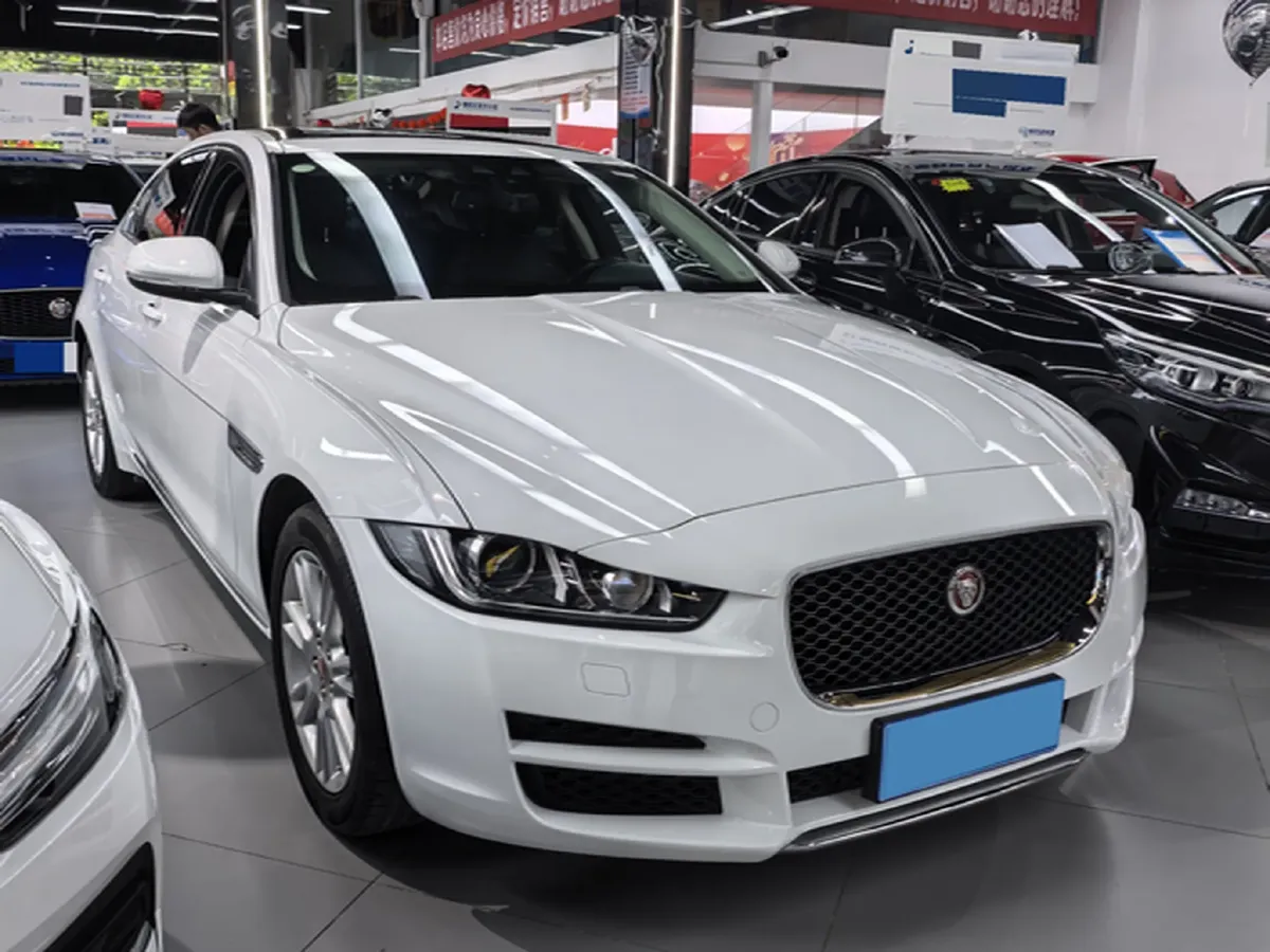 2018 Jaguar XEL 2.0T 200HP L4 8AT,autocango,china used car exporter,china ev exporter,chinese used car exporter,chinese used ev exporter