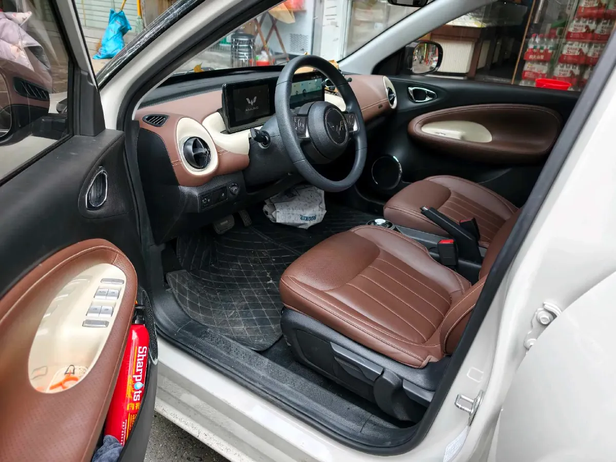 2023 WuLing BinGuo BEV 17.3KWH,autocango,china used car exporter,china ev exporter,chinese used car exporter,chinese used ev exporter