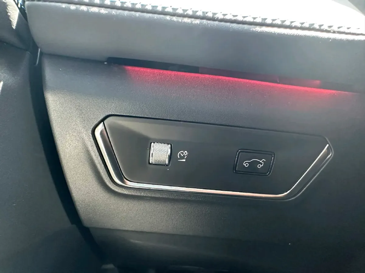 2022 LYNK&CO 05 2.0T 254HP L4 8AT,autocango,china used car exporter,china ev exporter,chinese used car exporter,chinese used ev exporter