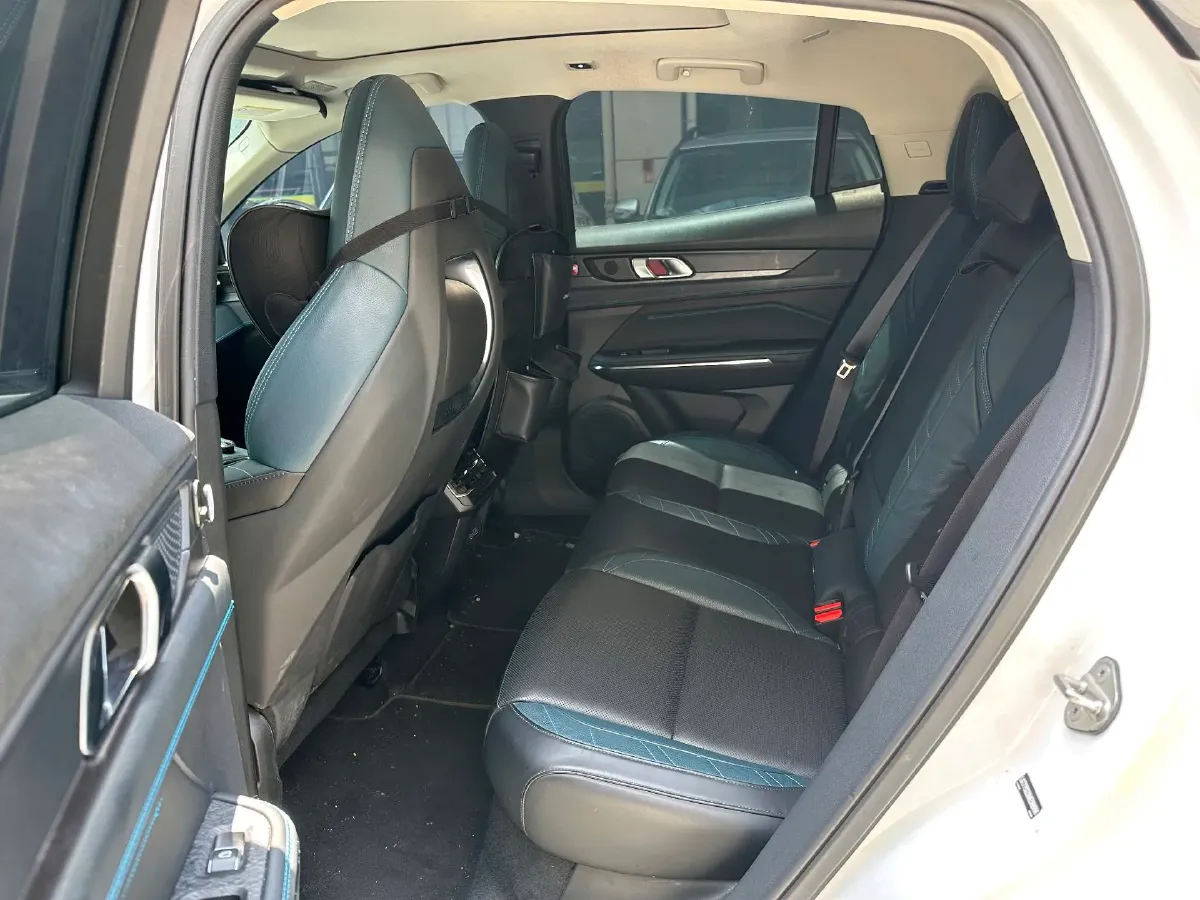 2022 LYNK&CO 05 2.0T 254HP L4 8AT,autocango,china used car exporter,china ev exporter,chinese used car exporter,chinese used ev exporter