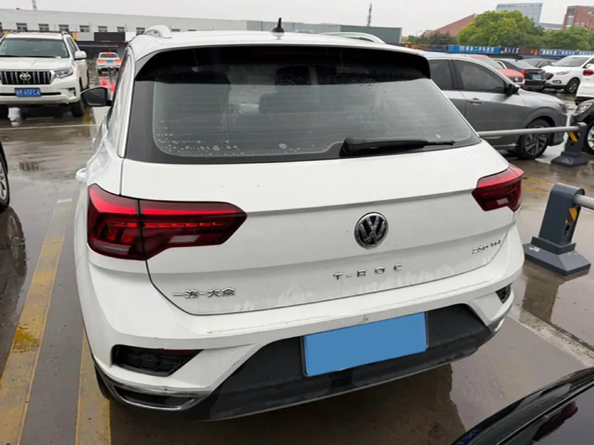 2020 Volkswagen T-Roc 1.4T 131HP L4 7DCT,autocango,china used car exporter,china ev exporter,chinese used car exporter,chinese used ev exporter
