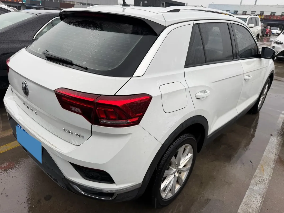 2020 Volkswagen T-Roc 1.4T 131HP L4 7DCT,autocango,china used car exporter,china ev exporter,chinese used car exporter,chinese used ev exporter