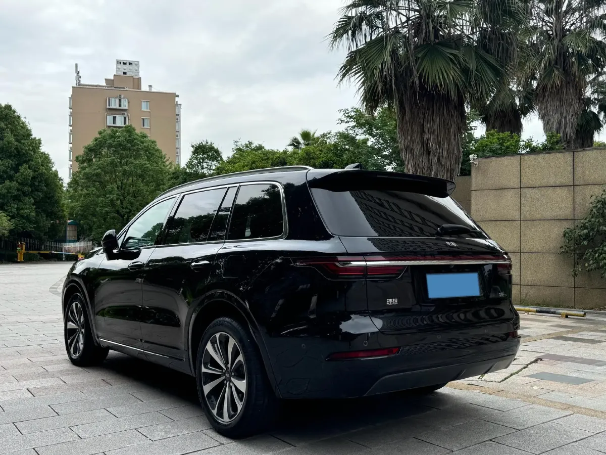 2021 Li ONE Range Extended 131HP REEV 40.5KWH,autocango,china used car exporter,china ev exporter,chinese used car exporter,chinese used ev exporter
