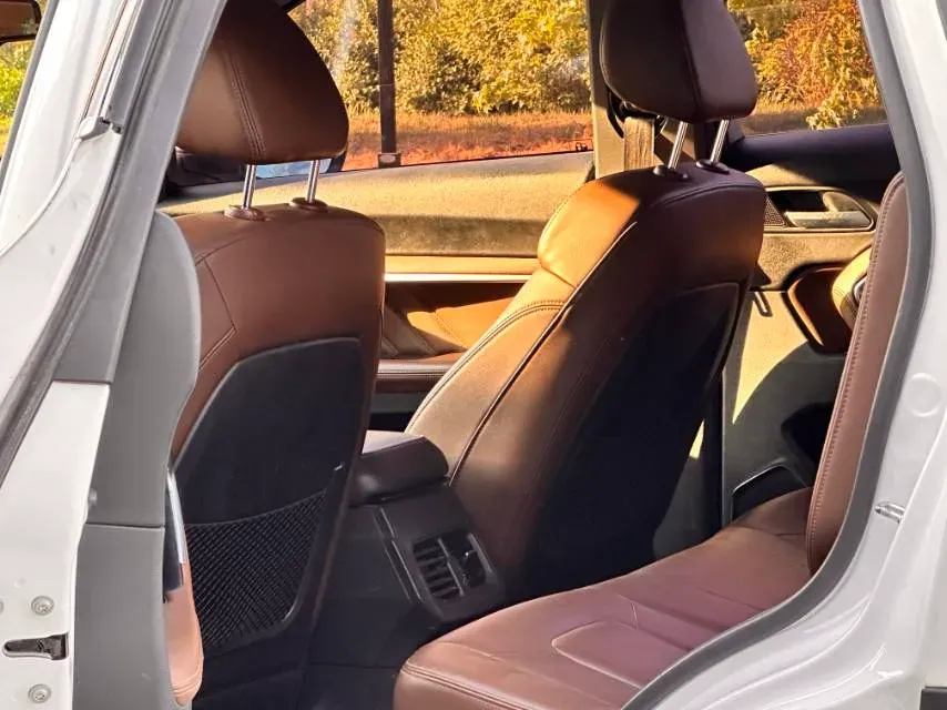 2017 Haval H6 1.5T 169HP L4 7DCT,autocango,china used car exporter,china ev exporter,chinese used car exporter,chinese used ev exporter