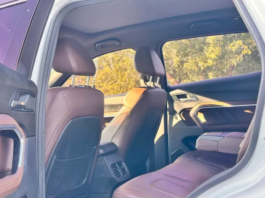 2017 Haval H6 1.5T 169HP L4 7DCT,autocango,china used car exporter,china ev exporter,chinese used car exporter,chinese used ev exporter