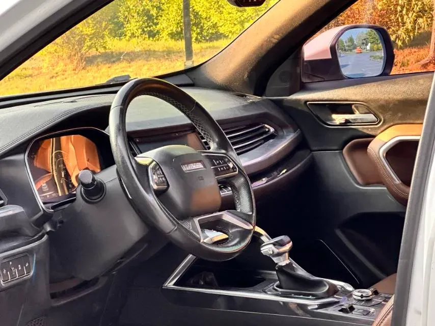 2017 Haval H6 1.5T 169HP L4 7DCT,autocango,china used car exporter,china ev exporter,chinese used car exporter,chinese used ev exporter