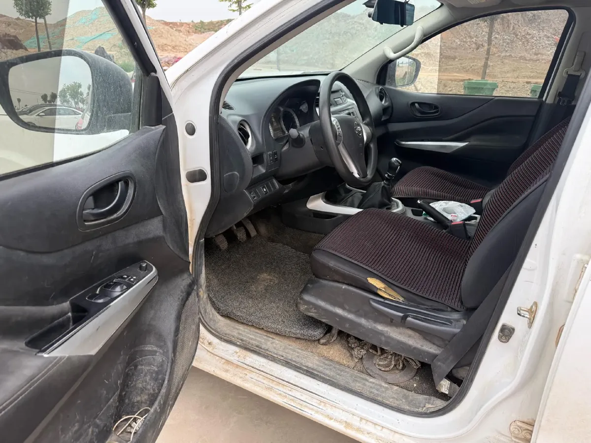 2019 Nissan Navara 2.5L 193HP L4 6MT,autocango,china used car exporter,china ev exporter,chinese used car exporter,chinese used ev exporter