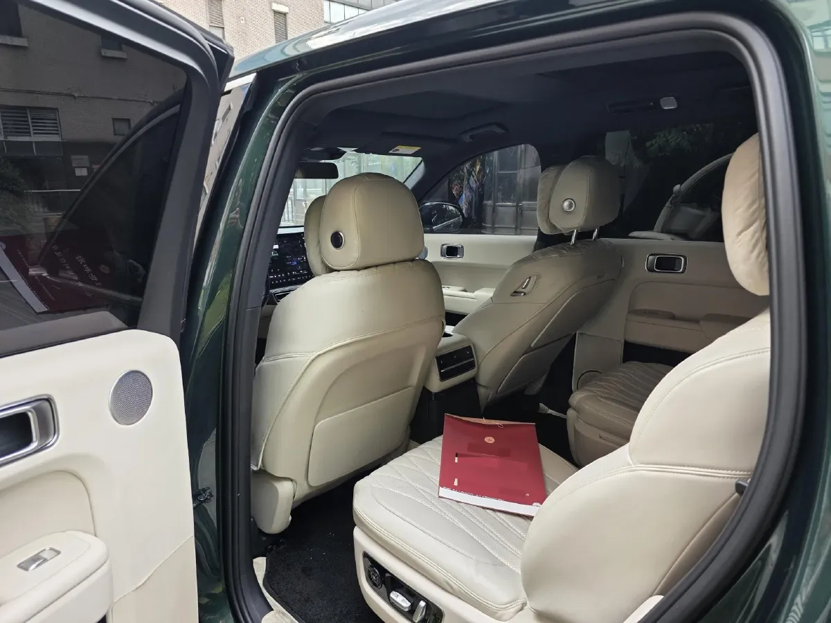 2022 Li L9 Range Extended 154HP REEV 42.6KWH,autocango,china used car exporter,china ev exporter,chinese used car exporter,chinese used ev exporter