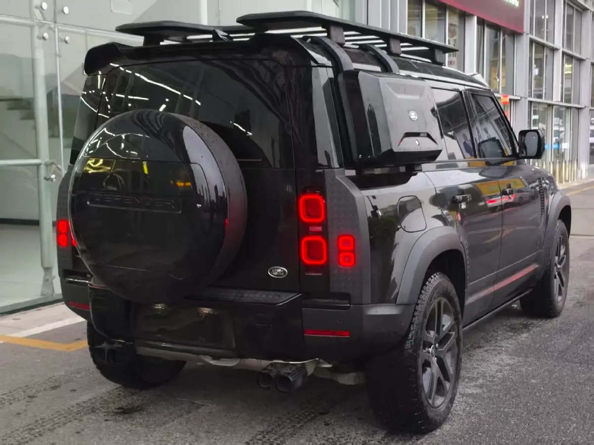 2025 Land Rover Defender 3.0T 400HP L6 8AT,autocango,china used car exporter,china ev exporter,chinese used car exporter,chinese used ev exporter