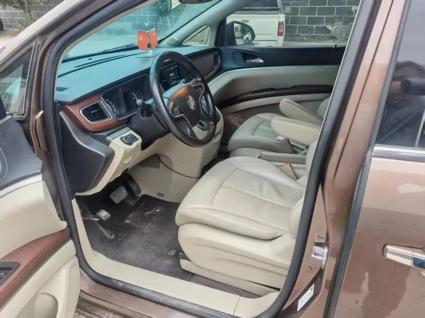 2018 Buick GL8 2.0T 260HP L4 6AT,autocango,china used car exporter,china ev exporter,chinese used car exporter,chinese used ev exporter