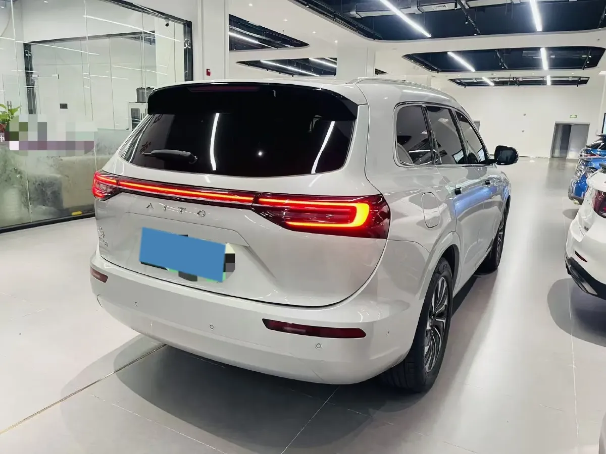 2024 AITO AITO M5 1.5T 152HP L4 REEV 42KWH,autocango,china used car exporter,china ev exporter,chinese used car exporter,chinese used ev exporter