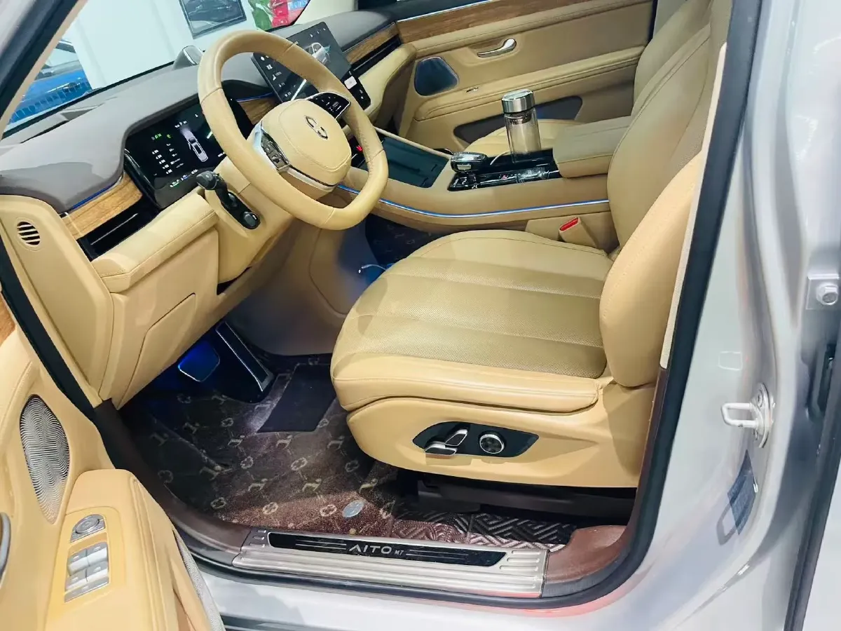 2024 AITO AITO M5 1.5T 152HP L4 REEV 42KWH,autocango,china used car exporter,china ev exporter,chinese used car exporter,chinese used ev exporter