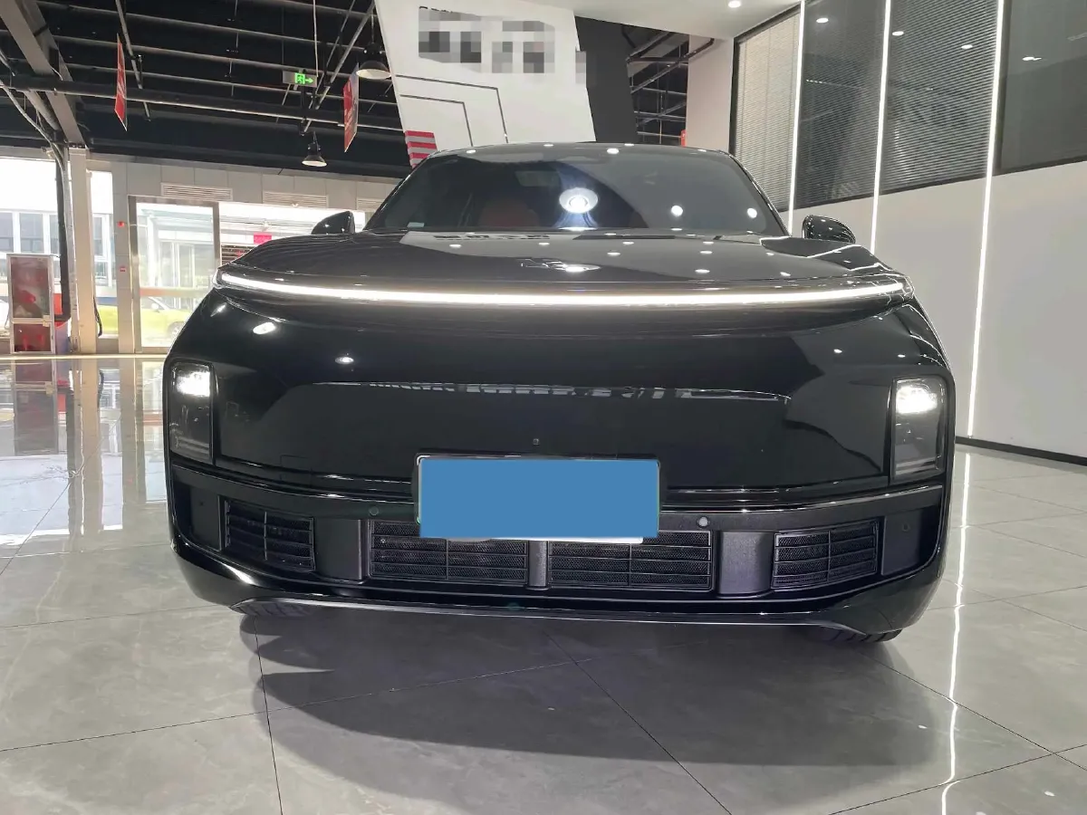2023 Li L8 Range Extended 154HP REEV 40.9KWH,autocango,china used car exporter,china ev exporter,chinese used car exporter,chinese used ev exporter