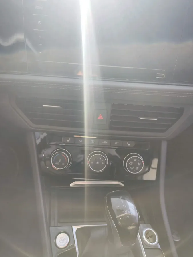 2021 Volkswagen Sagitar 1.4T 150HP L4 7DCT,autocango,china used car exporter,china ev exporter,chinese used car exporter,chinese used ev exporter