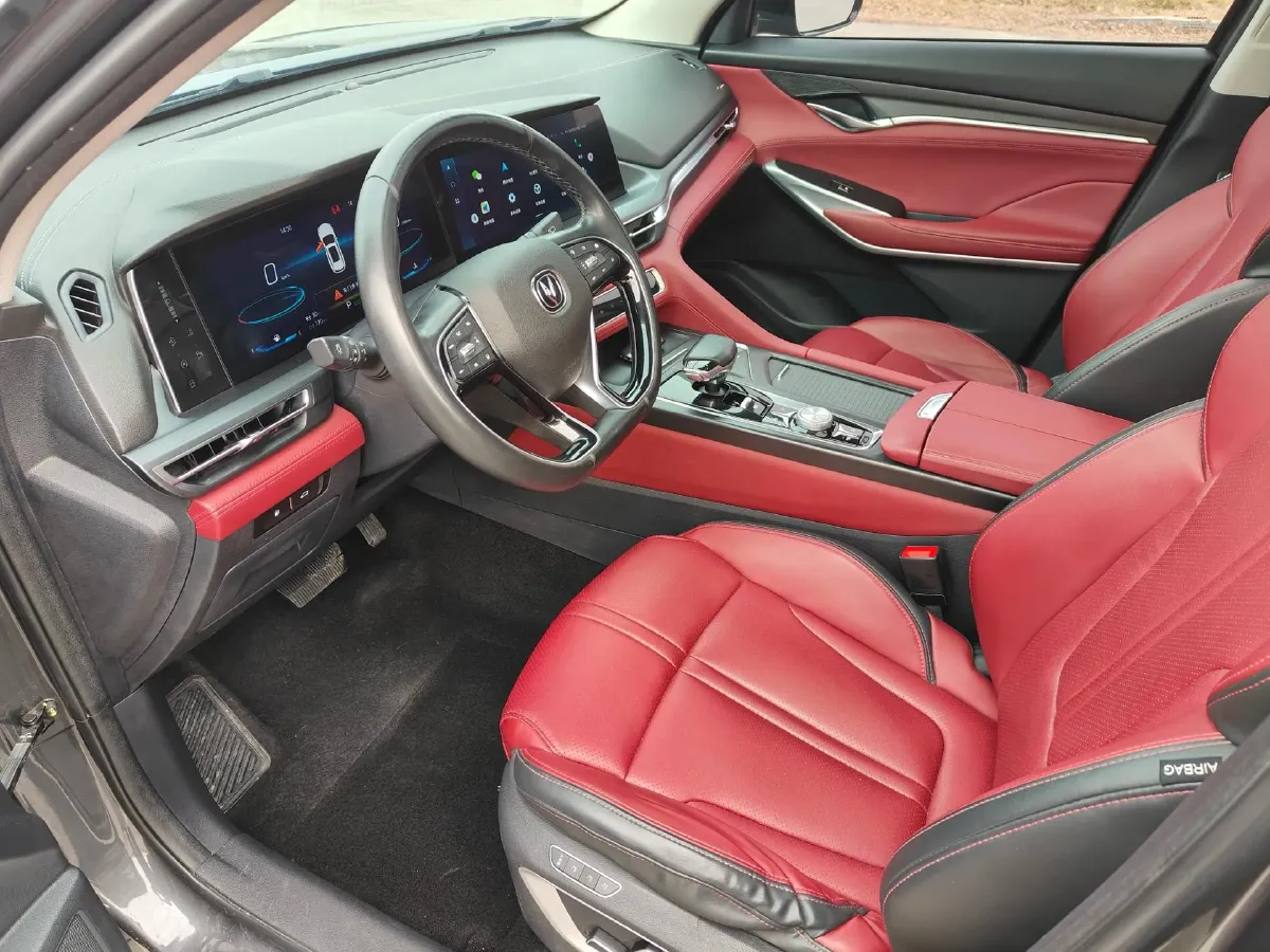 2020 ChangAn CS75 Plus 1.5T 178HP L4 6AT,autocango,china used car exporter,china ev exporter,chinese used car exporter,chinese used ev exporter