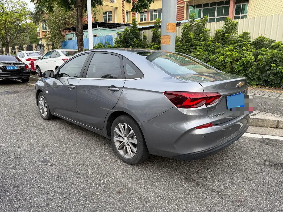 2021 Chevrolet Monza 1.5L 113HP L4 6AT,autocango,china used car exporter,china ev exporter,chinese used car exporter,chinese used ev exporter