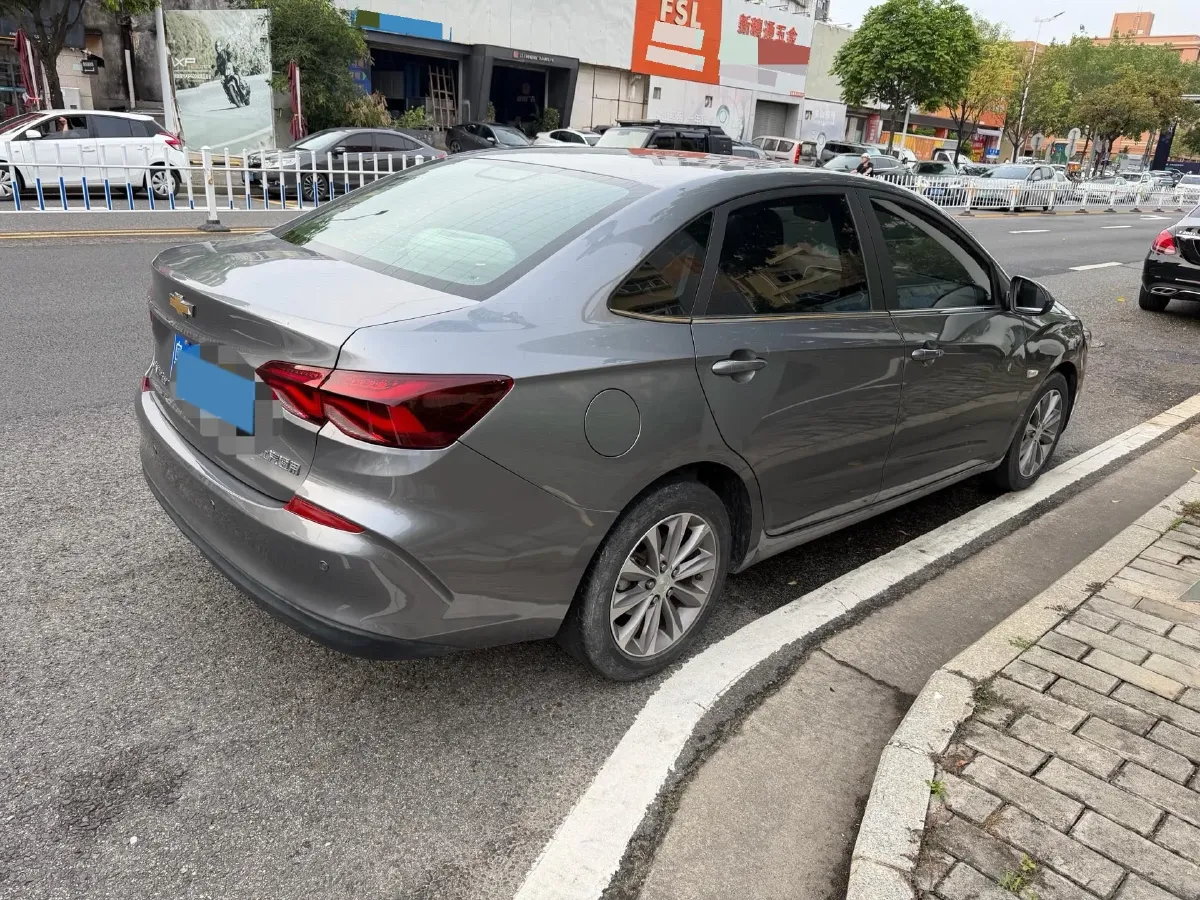 2021 Chevrolet Monza 1.5L 113HP L4 6AT,autocango,china used car exporter,china ev exporter,chinese used car exporter,chinese used ev exporter