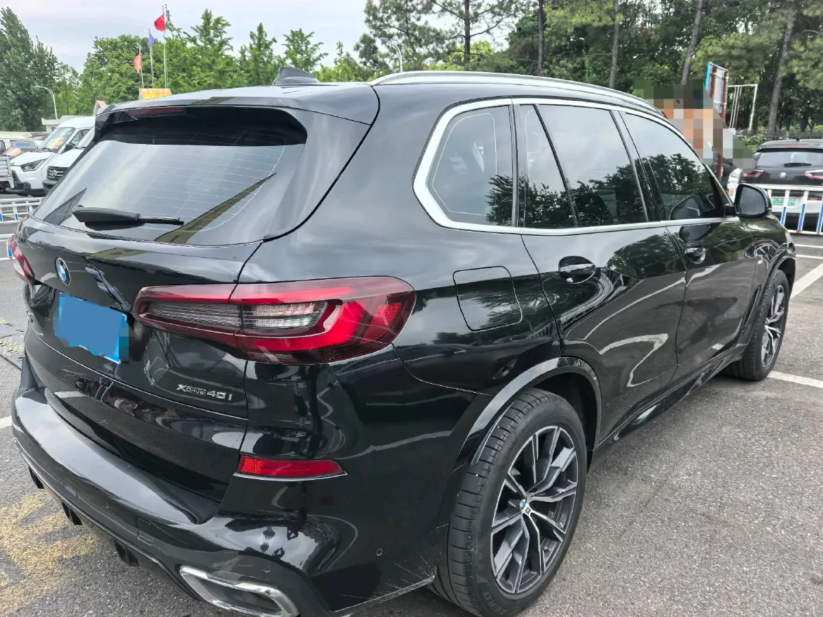 2020 BMW X5 3.0T 340HP L6 8AT,autocango,china used car exporter,china ev exporter,chinese used car exporter,chinese used ev exporter