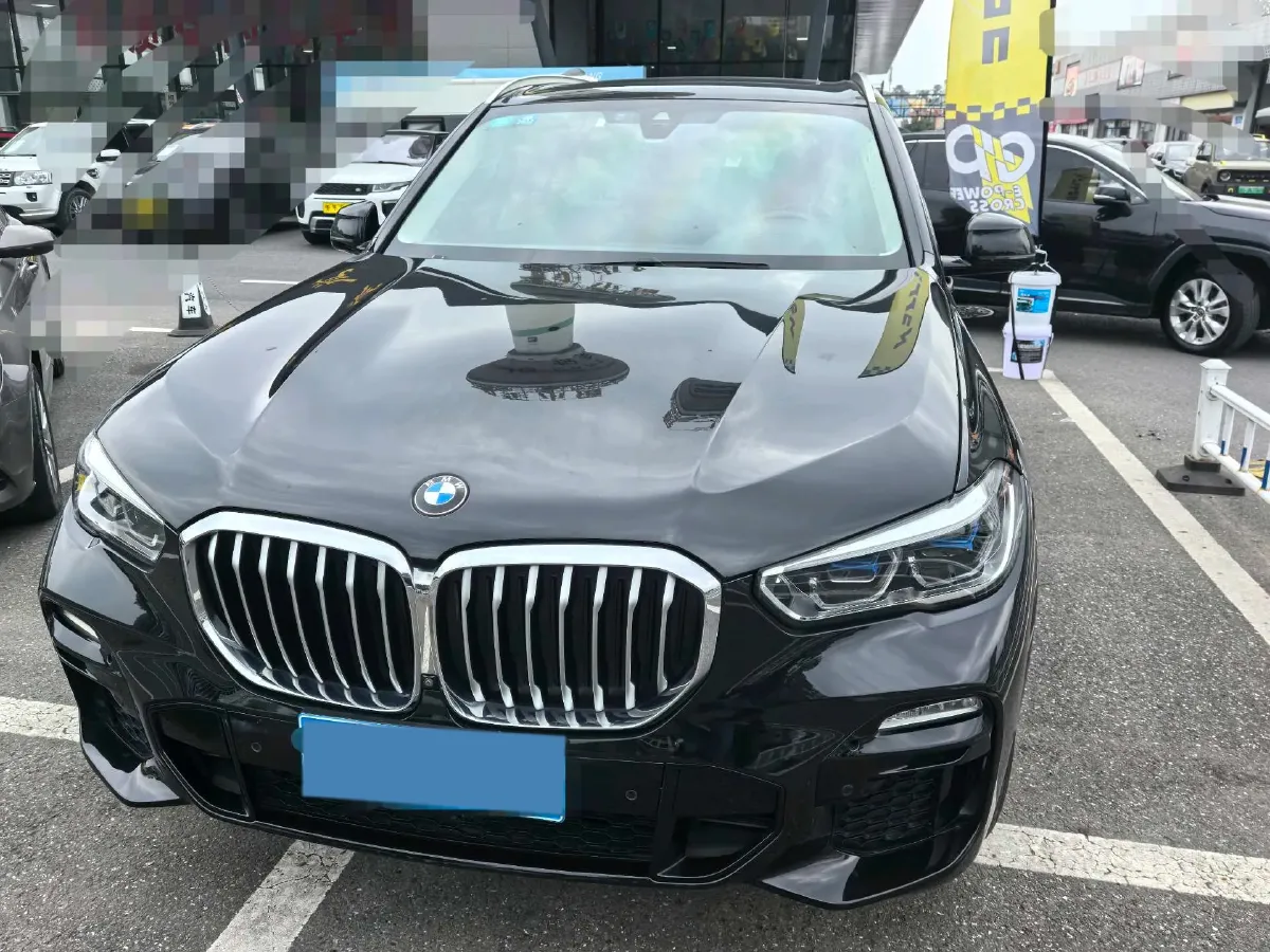 2020 BMW X5 3.0T 340HP L6 8AT,autocango,china used car exporter,china ev exporter,chinese used car exporter,chinese used ev exporter