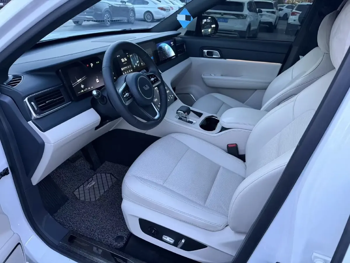 2021 Li ONE Range Extended 131HP REEV 40.5KWH,autocango,china used car exporter,china ev exporter,chinese used car exporter,chinese used ev exporter