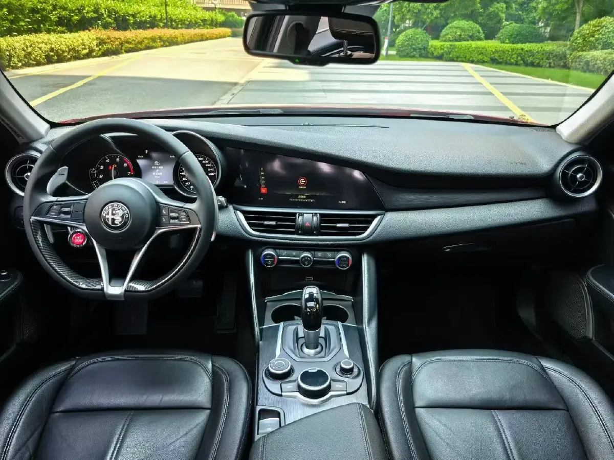 2017 Toyota Highlander 2.0T 220HP L4 6AT,autocango,china used car exporter,china ev exporter,chinese used car exporter,chinese used ev exporter