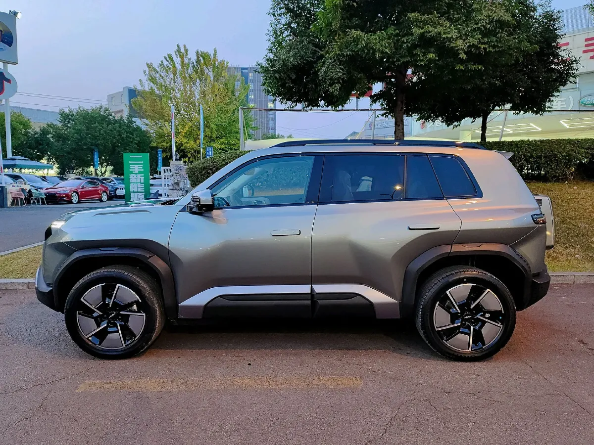 2025 FangChengBao Tai 3 BEV,autocango,china used car exporter,china ev exporter,chinese used car exporter,chinese used ev exporter