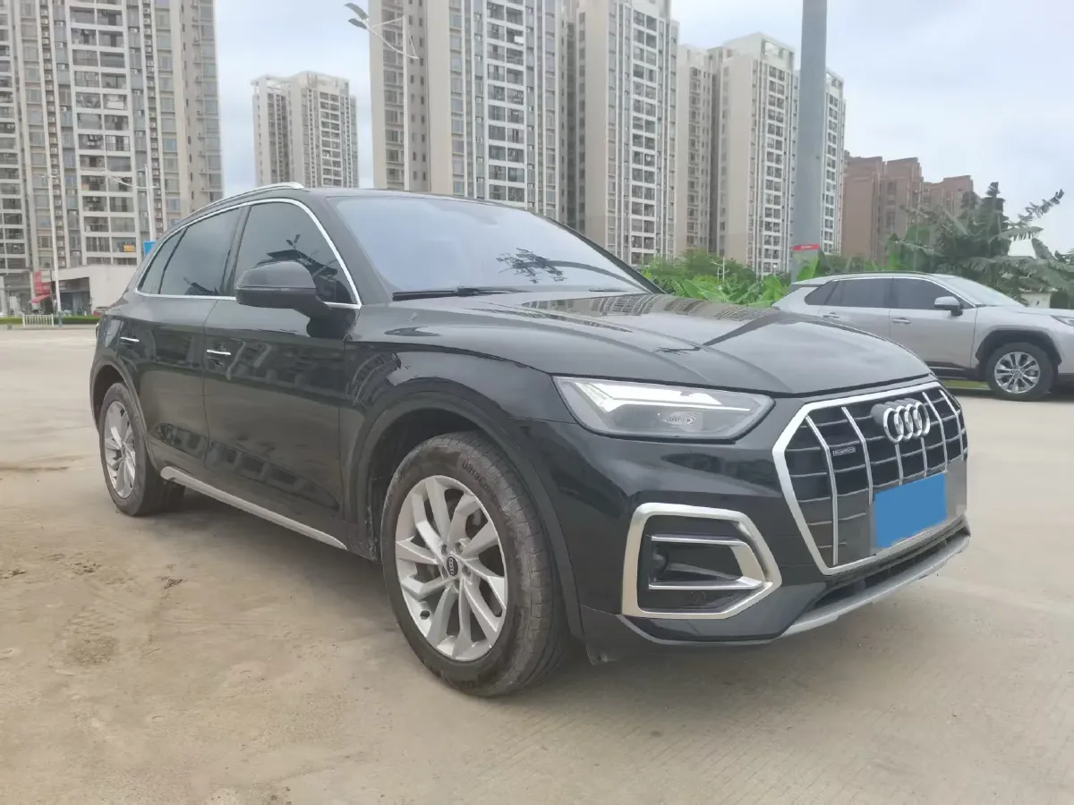 2023 Audi Q5L 2.0T 190HP L4 7DCT,autocango,china used car exporter,china ev exporter,chinese used car exporter,chinese used ev exporter