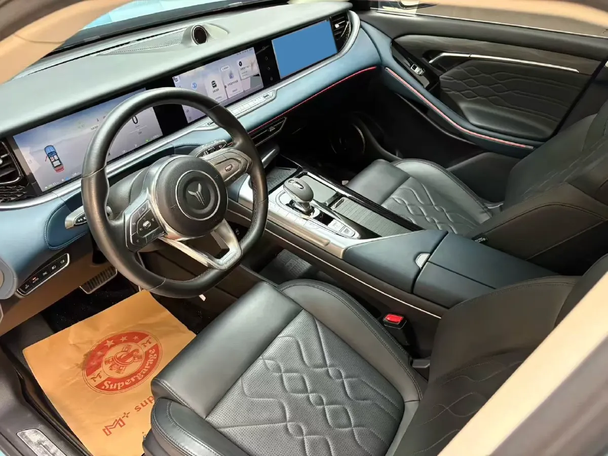 2021 Voyah FREE Range Extended 109HP REEV 33KWH,autocango,china used car exporter,china ev exporter,chinese used car exporter,chinese used ev exporter