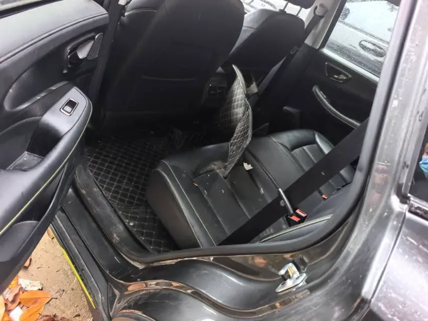 2021 Roewe RX5 1.5T 181HP L4 7DCT,autocango,china used car exporter,china ev exporter,chinese used car exporter,chinese used ev exporter