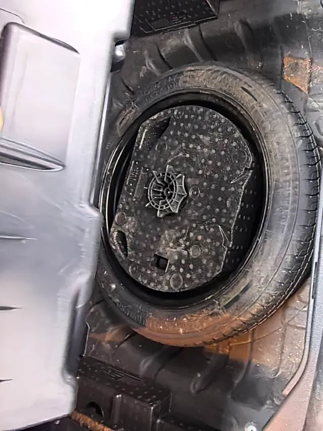 2021 Roewe RX5 1.5T 181HP L4 7DCT,autocango,china used car exporter,china ev exporter,chinese used car exporter,chinese used ev exporter