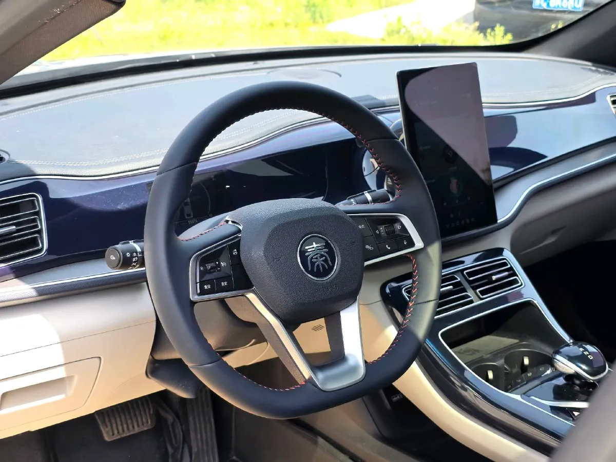 2021 Haval F7 1.5T 169HP L4 7DCT,autocango,china used car exporter,china ev exporter,chinese used car exporter,chinese used ev exporter