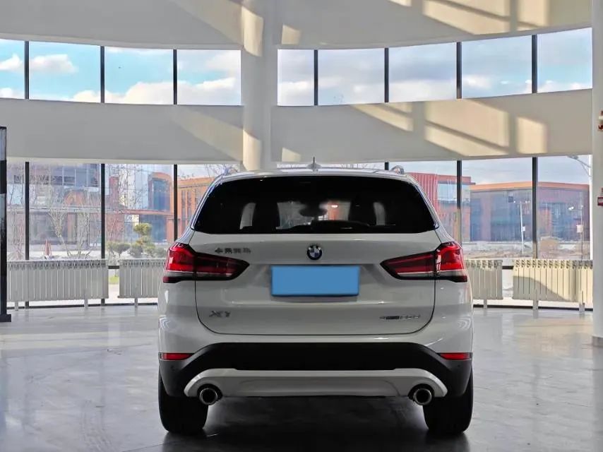 2021 BMW X1 1.5T 140HP L3 7DCT,autocango,china used car exporter,china ev exporter,chinese used car exporter,chinese used ev exporter