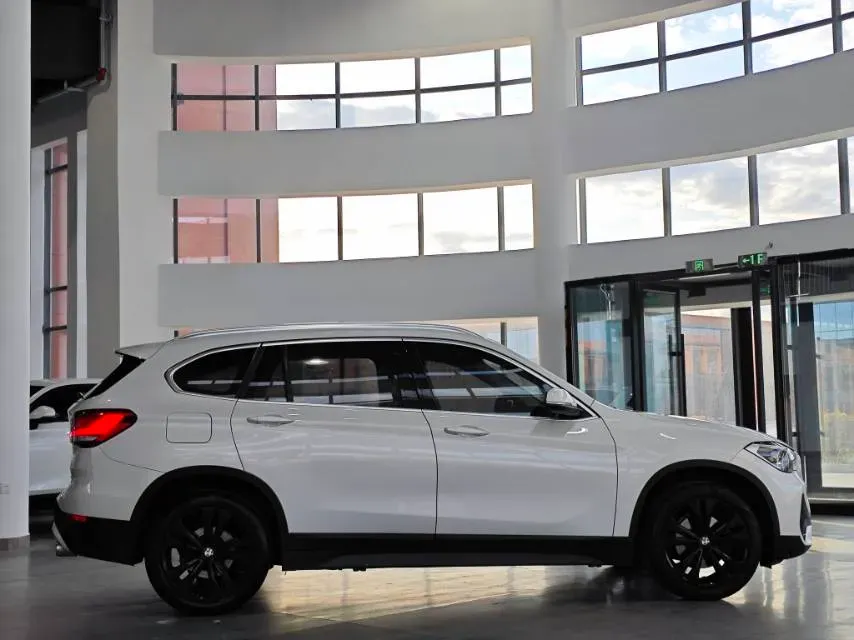 2021 BMW X1 1.5T 140HP L3 7DCT,autocango,china used car exporter,china ev exporter,chinese used car exporter,chinese used ev exporter